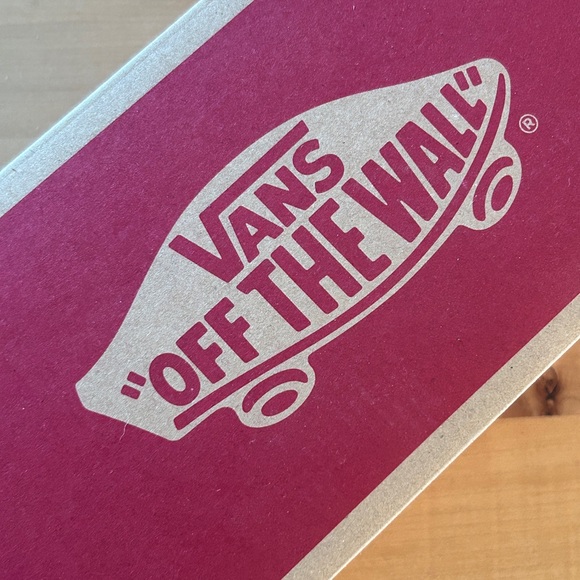 Vans youth size 4.0 forest green suede sneakers. - Picture 4 of 5